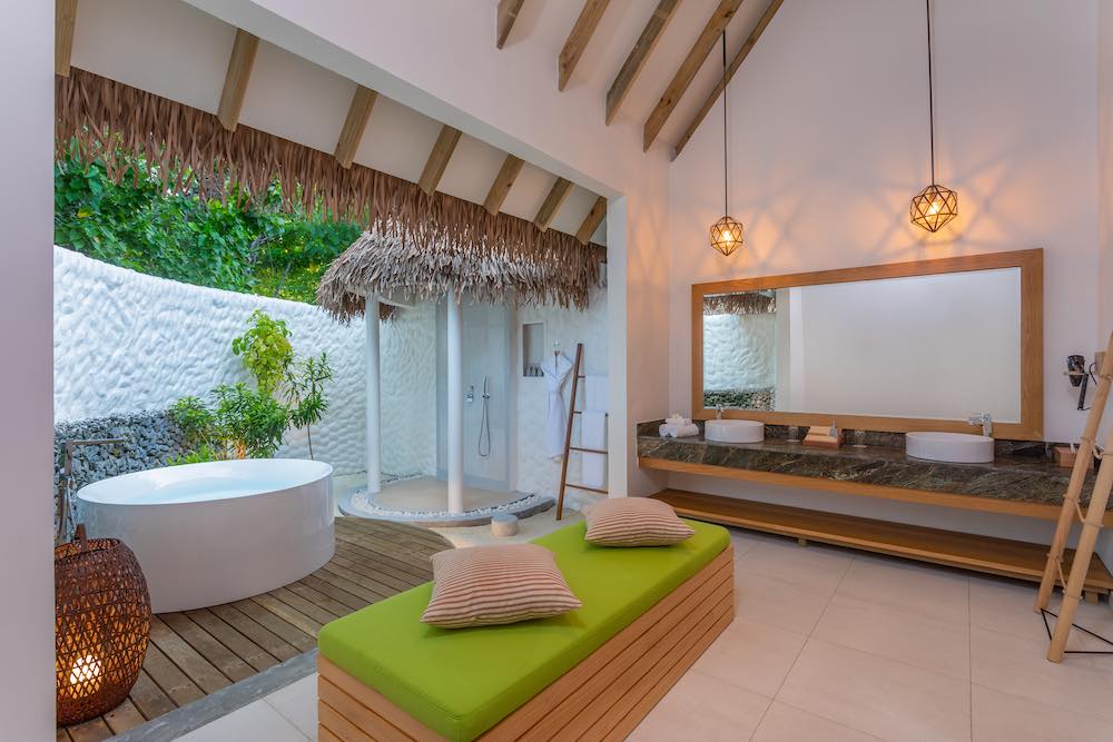 Junior Beach Suite at Cinnamon Dhonveli thumbnail 2